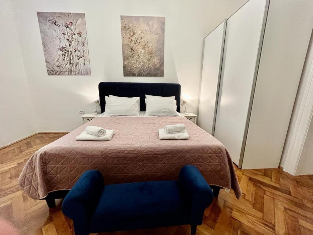 普拉Lux Apartmans公寓 外观 照片